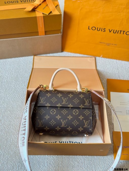 Lv's new Cluny mini handbag - Image 2