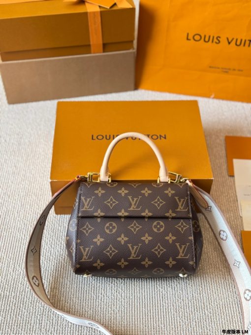 Lv's new Cluny mini handbag - Image 4