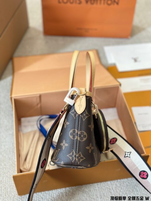 LV's new ultra mini Neverfull - Image 6