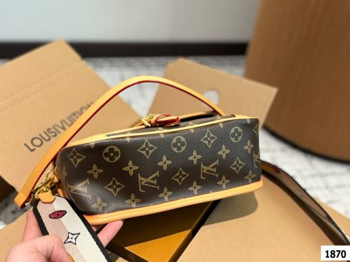 LV popular King's Law Stick Bag - Image 9