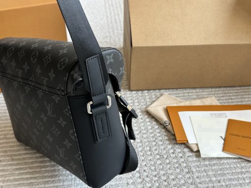 LV Postman Bag - Image 5