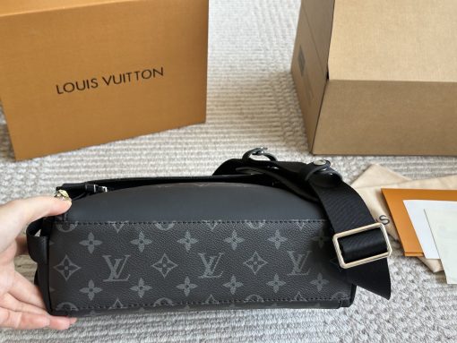 LV Postman Bag - Image 8