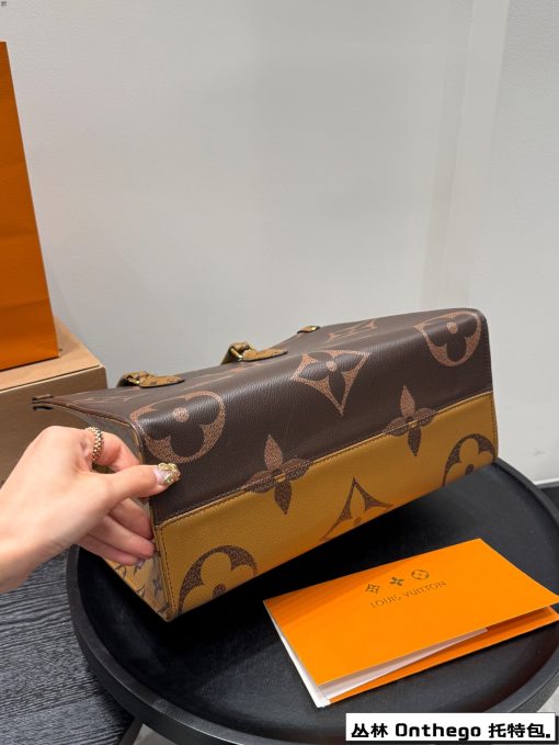LV Jungle on the go Old Flower Tote Tote Bag - Image 7