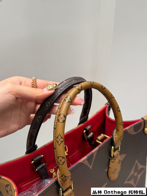 LV Jungle on the go Old Flower Tote Tote Bag - Image 9