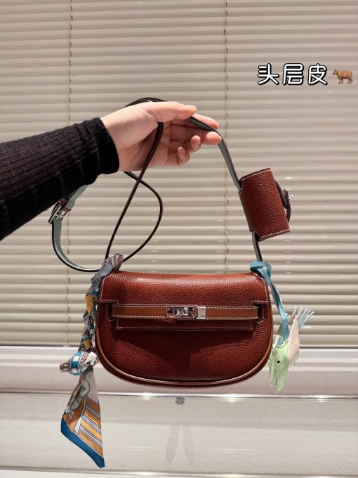 Hermes' new Kelly Moove - Image 2