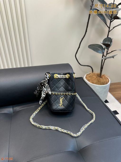 YSL bucke tcanoe - Image 5