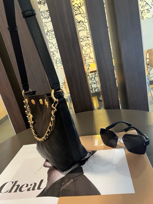 Chanel 'Hippie Bag' - Image 7