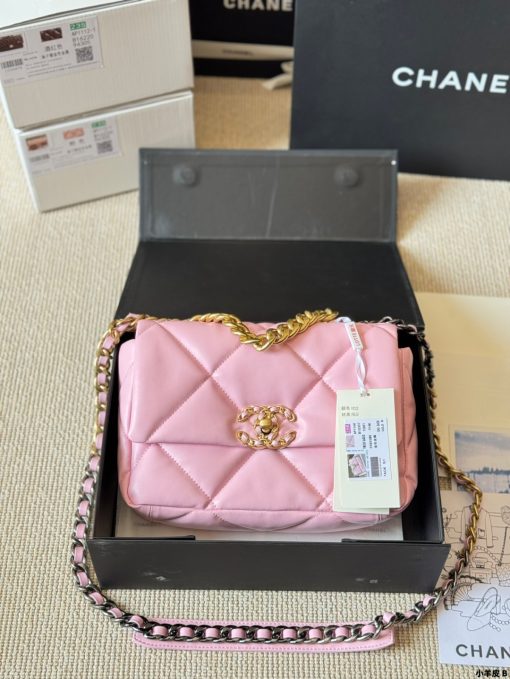 Chanel handbag - Image 2
