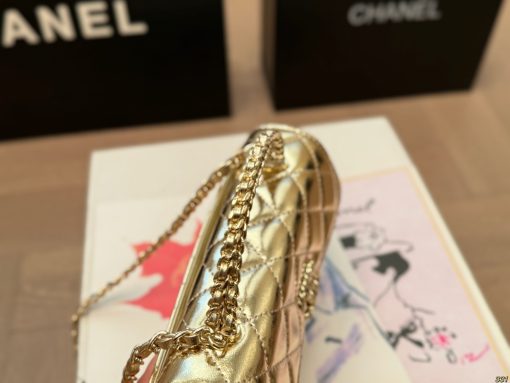 Chanel handbag - Image 8