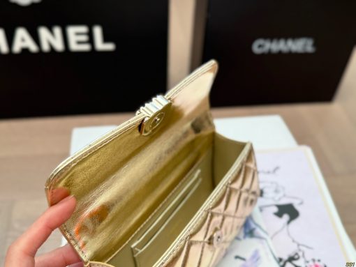 Chanel handbag - Image 10