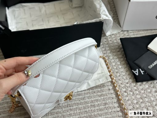 24K Chanel new handle cover bag - Image 7
