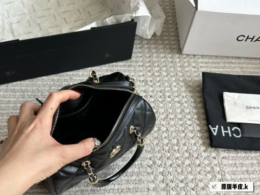 Chanel 25P Bowling Bag - Image 9