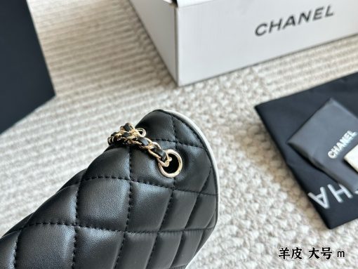 Chanel 25p Panda Series Shoulder Bag - Image 4