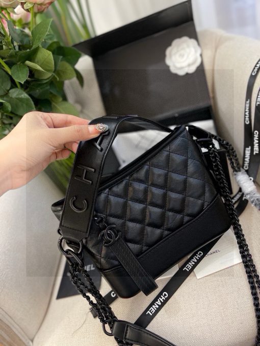 CHANEL Stray Bag Black - Image 5