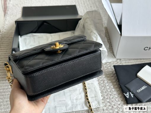 24K Chanel new handle cover bag - Image 8