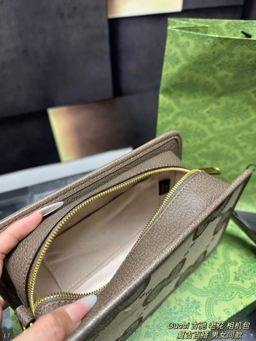 Gucci vintage camera bag - Image 10