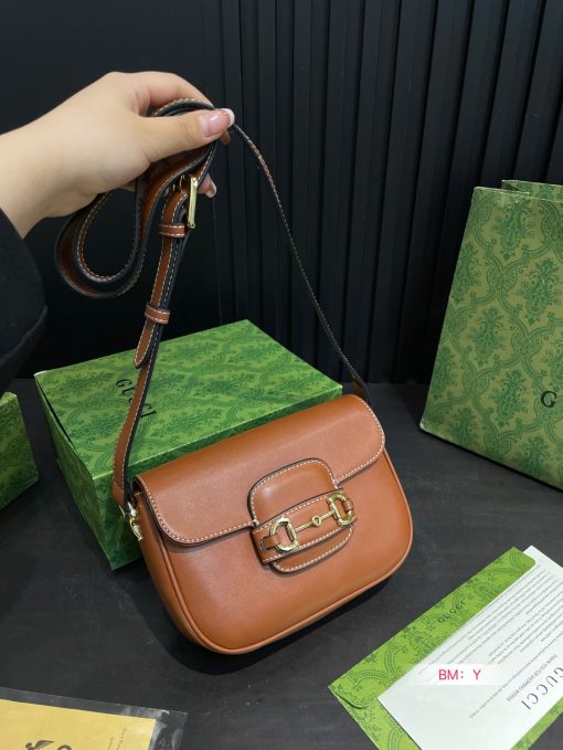 Gucci saddle bag - Image 3