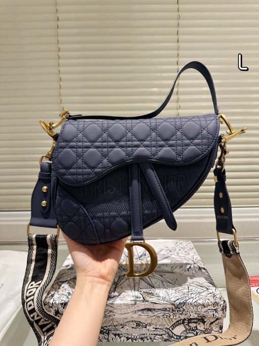 Dior Saddle Saddle Saddle Bag - Image 4