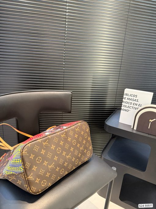 Lv Tote bag - Image 9