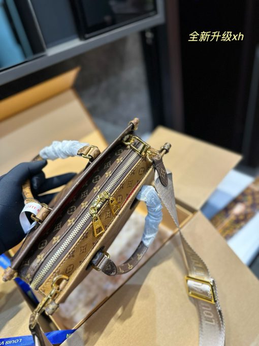 LV tote bag - Image 8