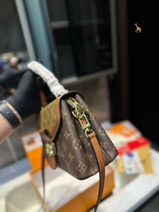 Lv handbag - Image 6