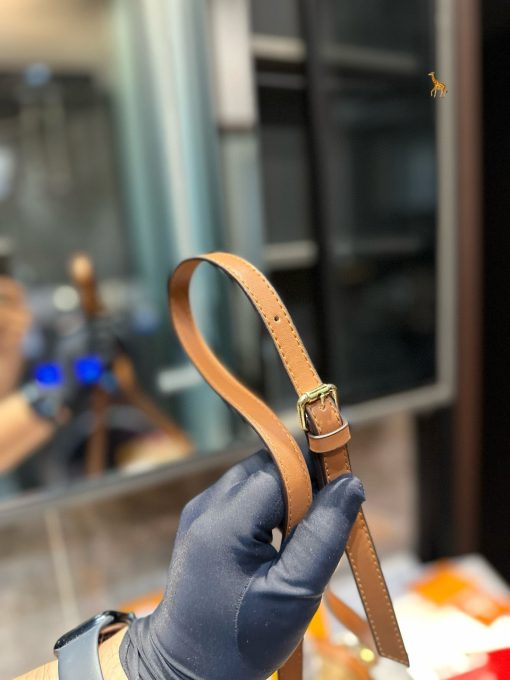 Lv handbag - Image 9