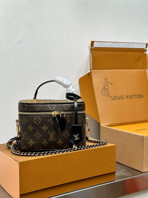 LV cosmetic case