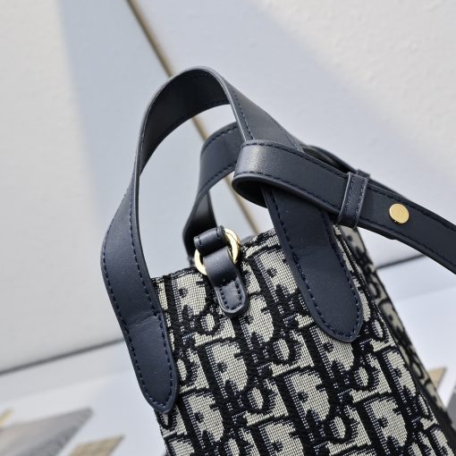 Dior Signature Bucket Bag - Image 6