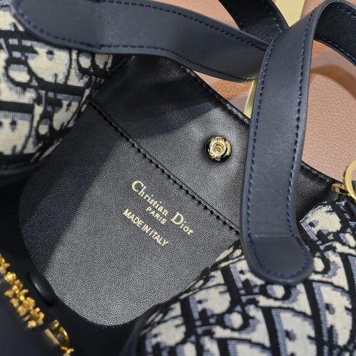 Dior Signature Bucket Bag - Image 8