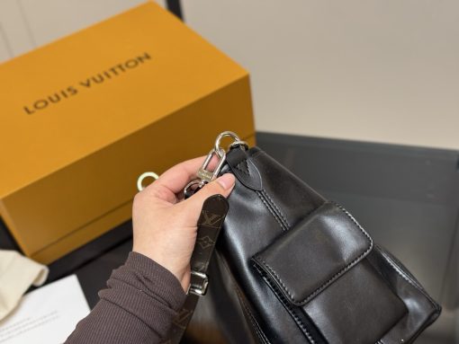 Lv CarryAll Annual Bag King - Image 7
