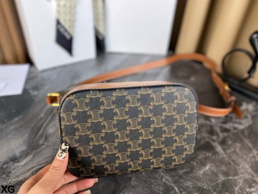 Celine bucket bag - Image 6