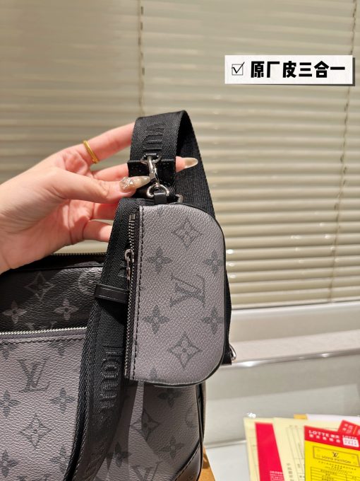 LV bag men's three in one Black Warrior three piece set Trio mailman bag - Image 6