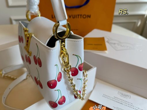 Cherry Capsin handbag - Image 6