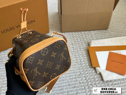 LV new small water bucket - Image 8