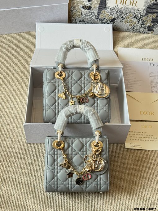 Dior handbag, Diana - Image 5