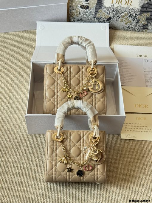 Dior handbag, Diana - Image 6