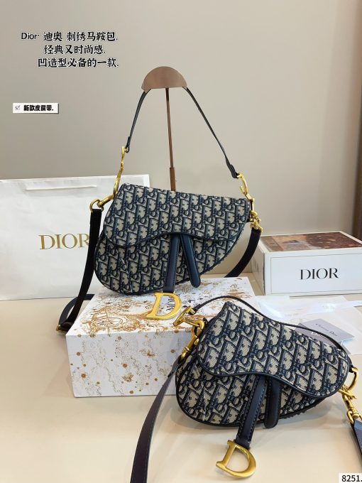 Dior saddle bag - Image 2