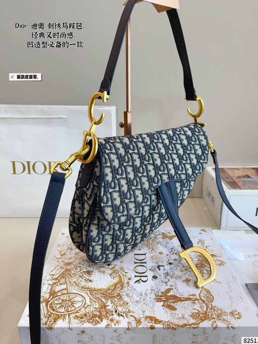 Dior saddle bag - Image 5