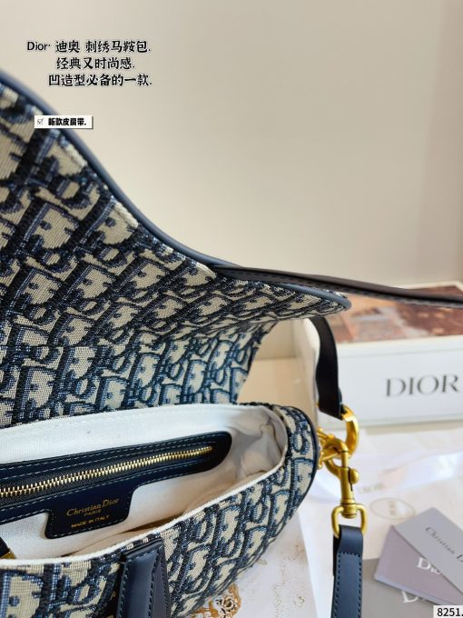 Dior saddle bag - Image 10