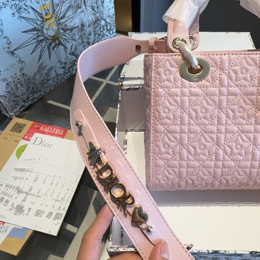 DIORStar relief Princess Diana bag - Image 8