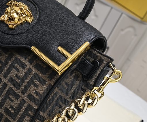 Fendi Bag - Image 3