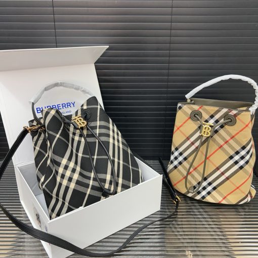 BurberryDrawstring bucket bag