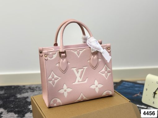 Lv on the go shopping bag - Image 4