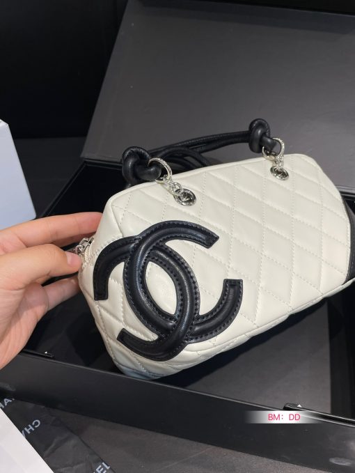 CHANEL vintage bowling bag - Image 5