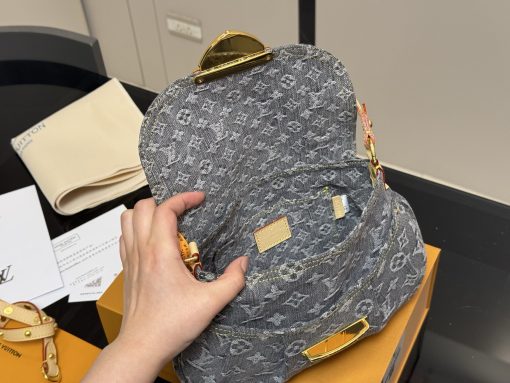  - Image 6