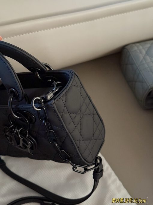 Dior bag - Image 6