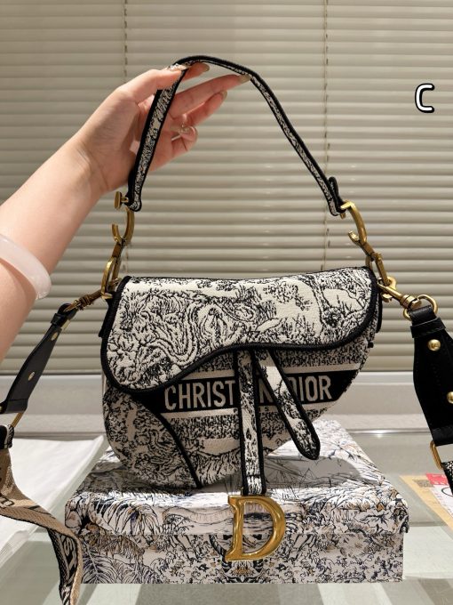 Dior Gaucho - Image 5