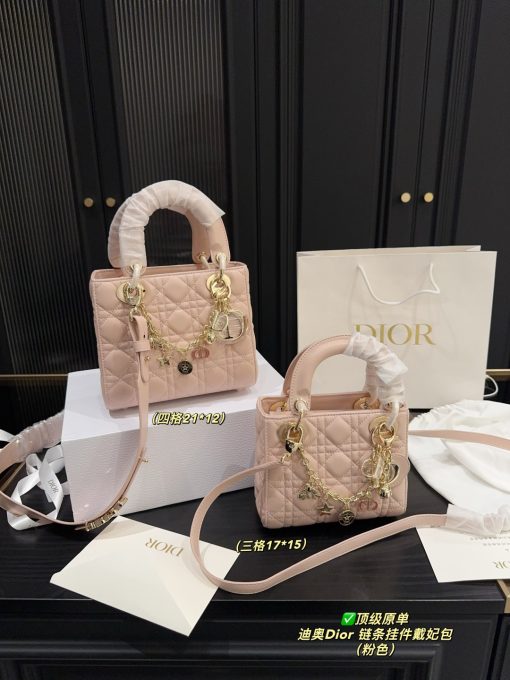 Dior Chain Pendant and Concubine Bag - Image 4