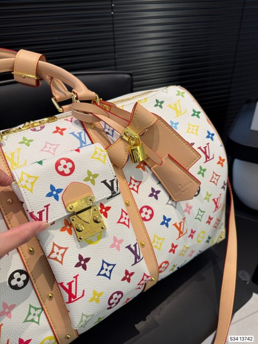 LV travel bag - Image 7