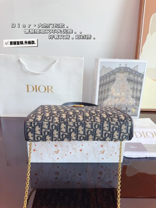 DIOR toiletry bag - Image 7